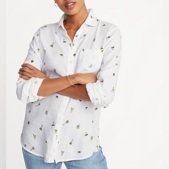 Old Navy the Classic Shirt Succulent Pattern Button Down Shirt - Picture 12 of 12